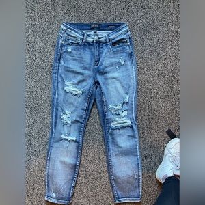 Never worn! Dark blue with rips, size 5/27, stretchy!!!